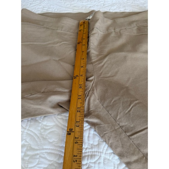 Terra & Sky Women 2X Petite Brownstone Pull On Capri Pants TS18833 Tan Crop - Picture 3 of 8